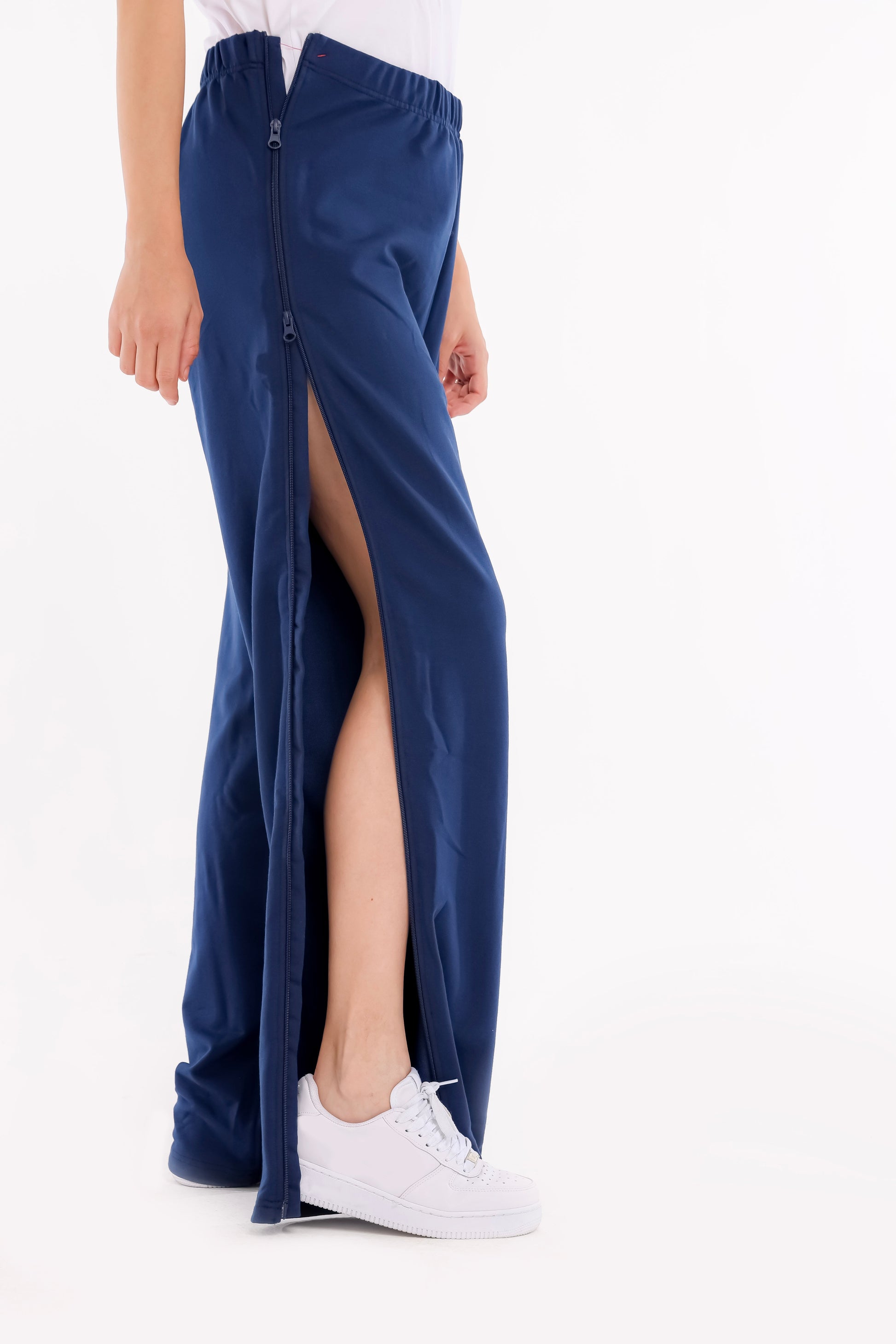 ComfortCure® Adaptive Bedbound Patient Care Trousers (Zip-Open Inseam)